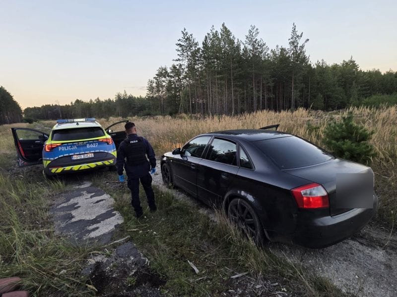 Pościg za 49-latką skończył się w lesie. Miała 1,4 promila, dożywotni zakaz i wyrok tego samego dnia Zdjęcie wpisu