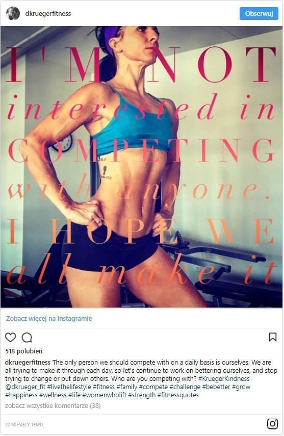 Codziennie bardzo ciężko pracuje na to, aby utrzymać swoją figurę i jest z niej bardzo dumna. Dlatego też lub się nią chwalić.