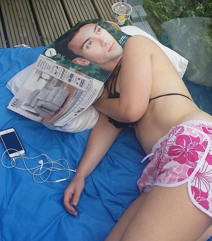 Niby śpi a patrzy