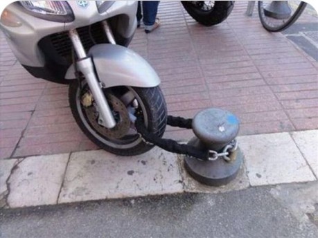 Motor tym bardziej, przecież grubszy łańcuch