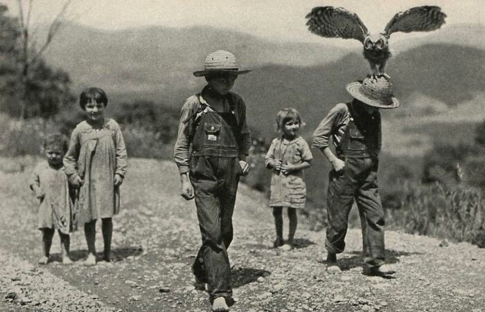 „Chlapec a jeho sova, 1933“