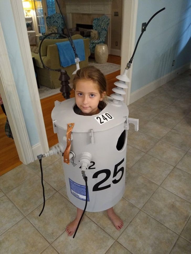 4. "Moje dcera, když řekla, že chce být Transformer na Halloween"