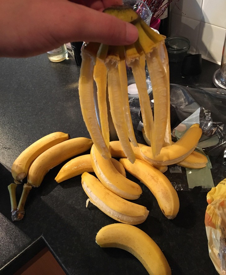 "Oto co się stało, gdy wyciągnąłem banany z siatki."