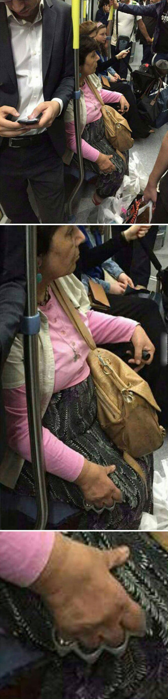 "Starsza pani w metrze"