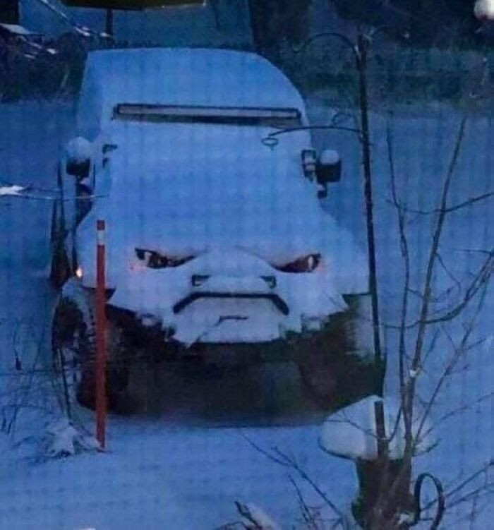 "Gdy twój Jeep jest tak samo wkurzony na pogodę, jak ty."