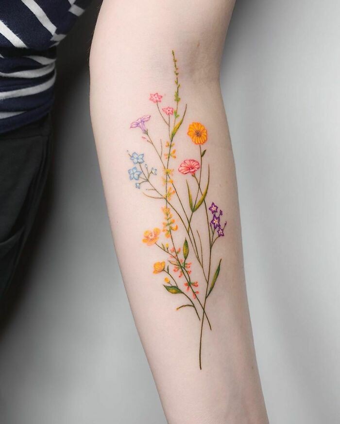 "Dzikie kwiaty. Autor: Jing ze studia Jing's Tattooo w Nowym Jorku"