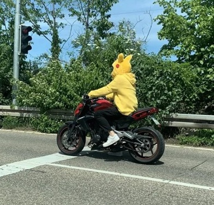 "Pikachu na wycieczce"