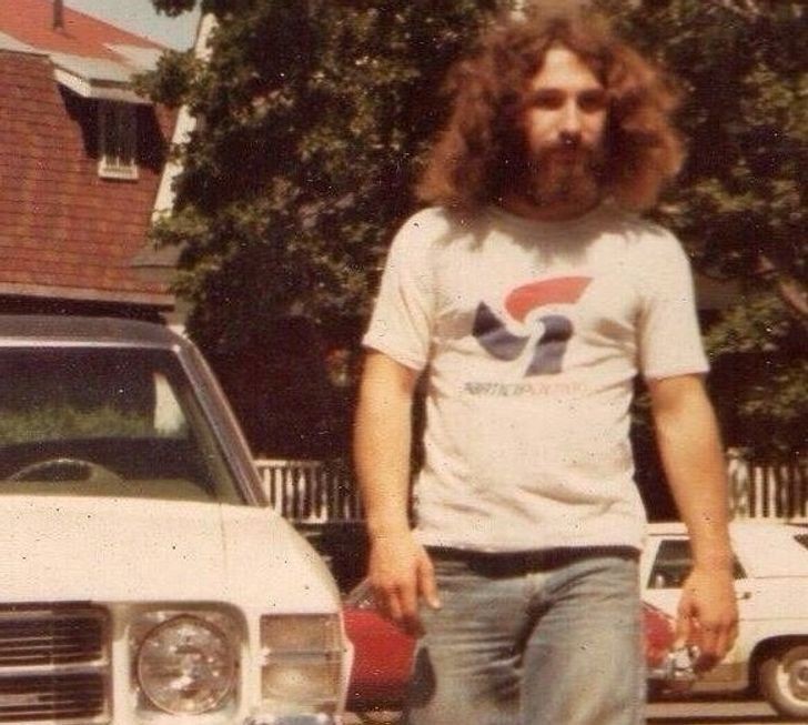 18. „Mój tata w Kanadzie w 1974 roku. Miał wtedy 17 lat.”