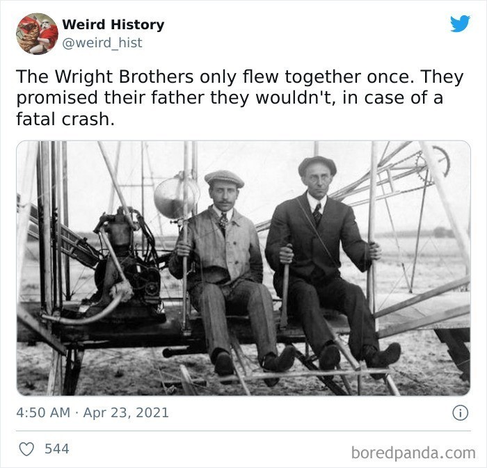 Bracia Wright odbyli tylko jeden wspólny lot. Obiecali swojemu ojcu, że nie będą tego robić, na wypadek katastrofy.