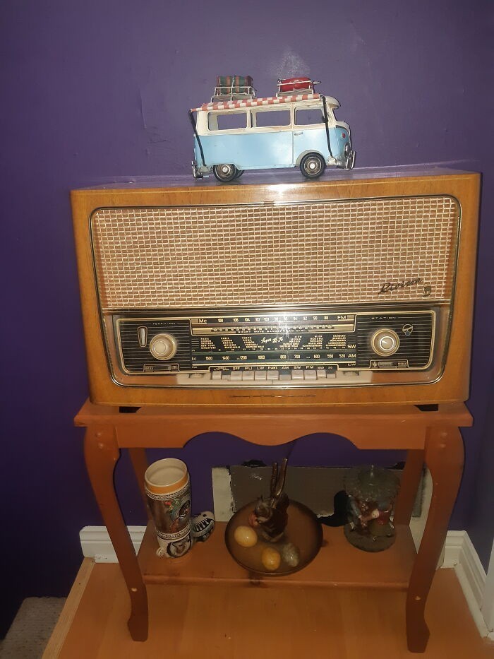 "Radio Riveria z 1920 roku. Wciąż działa i brzmi świetnie."