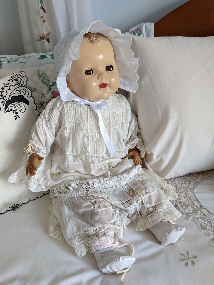 "Moja lalka, którą otrzymałam, gdy urodziła się moja siostra, 1950"