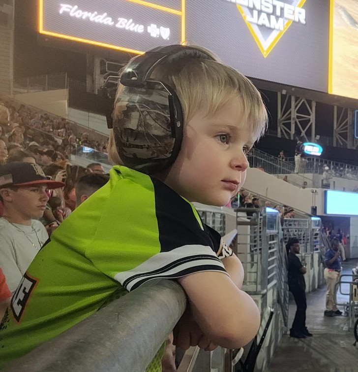 "Mój syn ma obsesję na punkcie monster trucków. Dzisiejszy dzień był dla niego wielką frajdą."