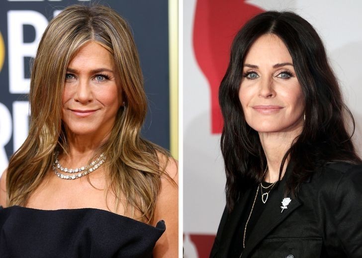 Jennifer Aniston i Courteney Cox - Jennifer jest matką chrzestną córki Courteney.