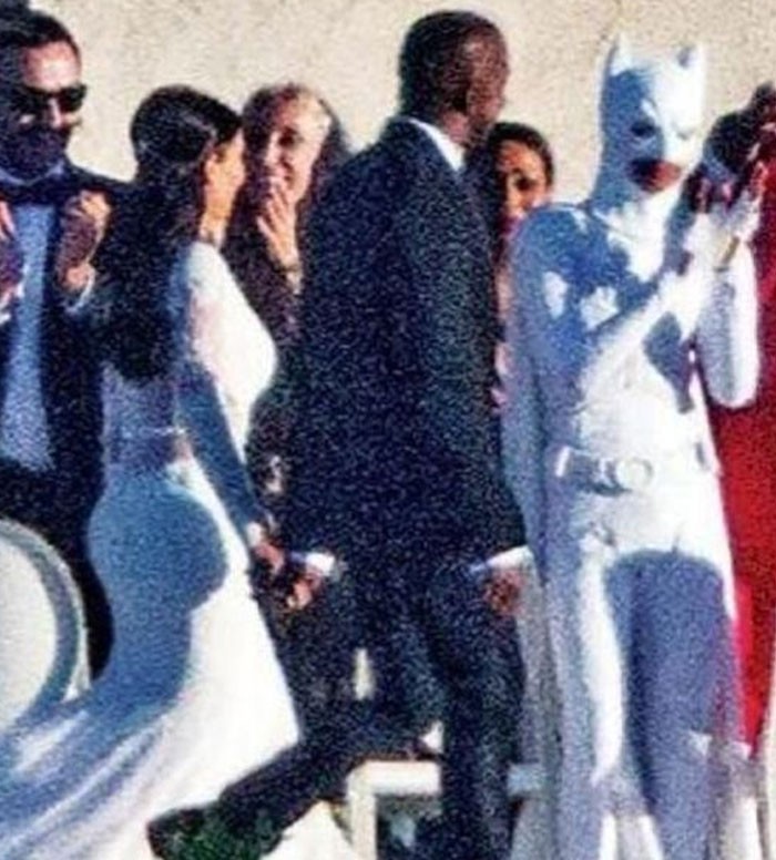 Jaden Smith założył biały kostium Batmana na ślub Kanye Westa.