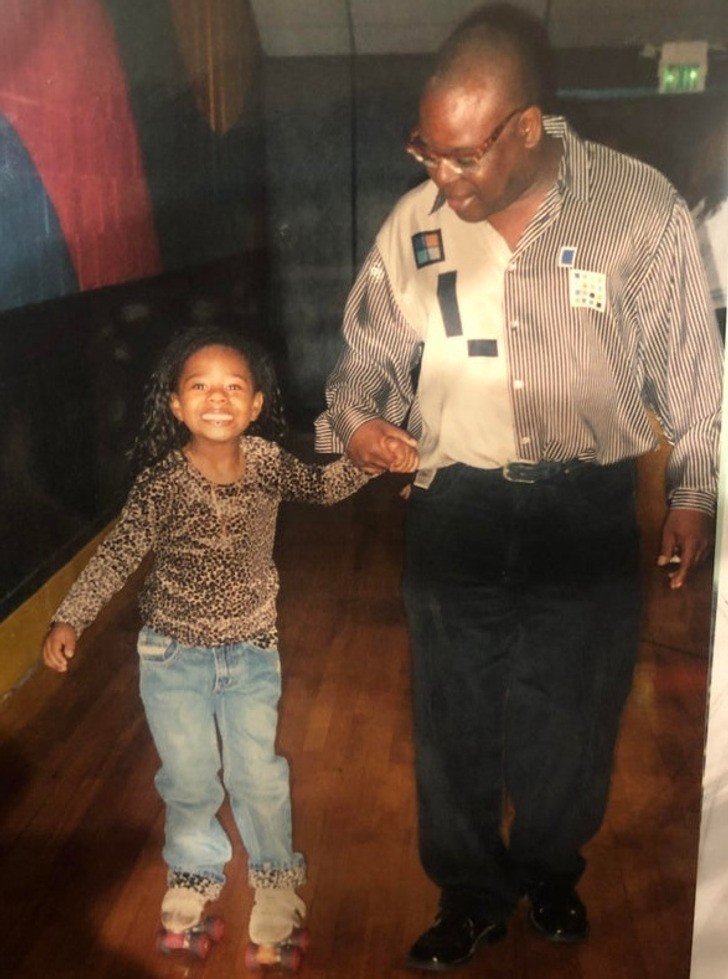 "Mój tata uczący mnie jeździć na rolkach, 1995"