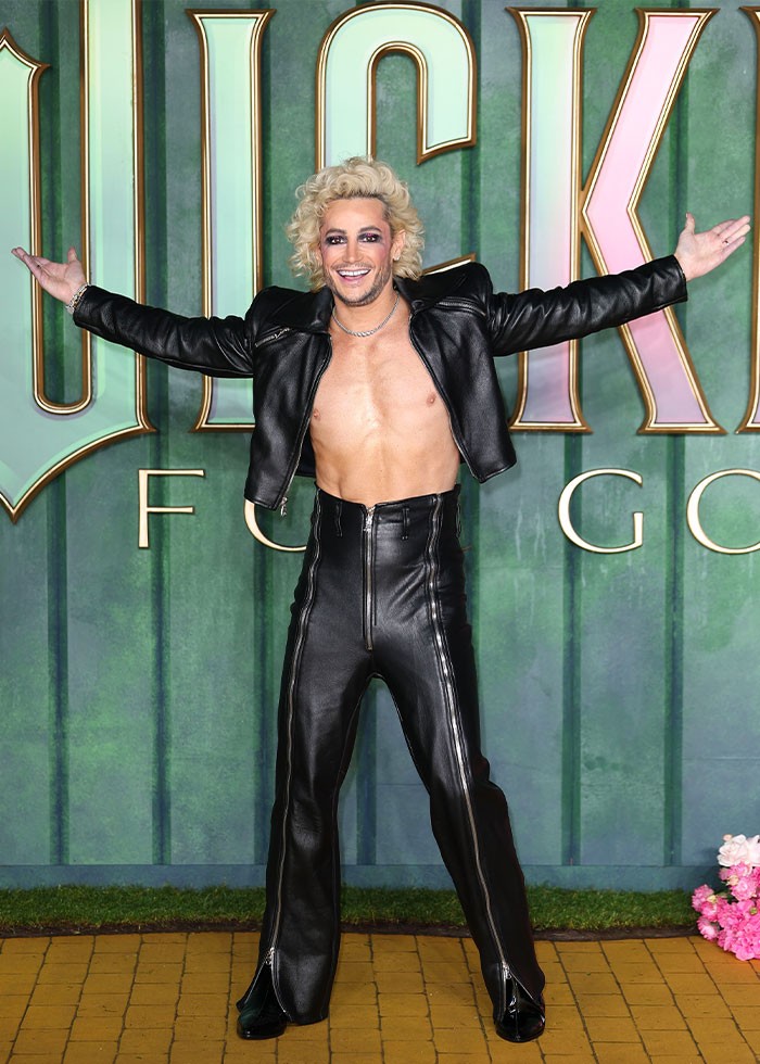 Frankie Grande na premierze „Wicked: For Good” w Londynie