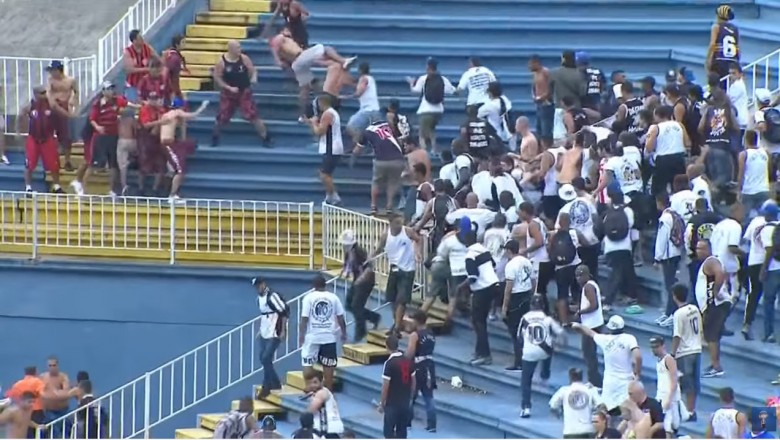 A miało być spokojnie! Konkretna wojna kibiców na całym stadionie!