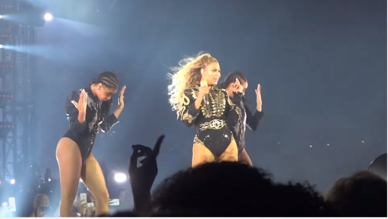 Beyonce przerwała dla niego swój koncert! Po chwili jedna z tancerek zaczyna krzyczeć z zachwytu!