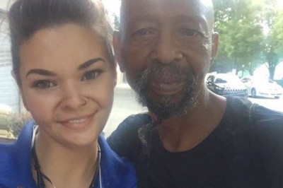 Bezdomny podszedł do dziewczyny grającej w Pokemony! Byłam w szoku go zrobiła coś tak oczywistego!