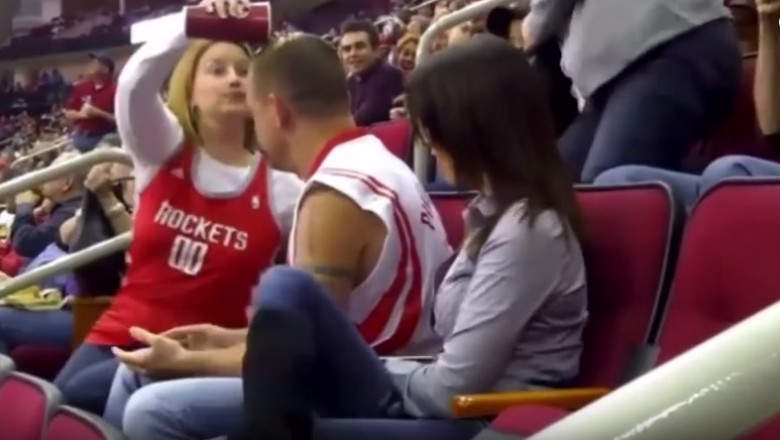 Dlatego na mecz nie zabiera się żony! Słodka zemsta na wściekłej babie!