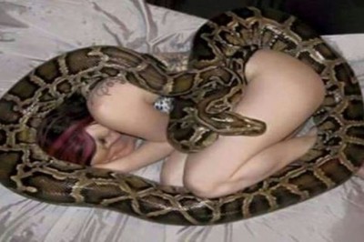 Dziewczyna spała ze swoim wężem każdej nocy... W końcu lekarz powiedział jej szokującą prawdę!