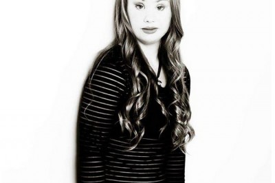 Dziewczyna z zespołem downa postanowiła spełnić swoje marzenia. Olśniewający efekt.