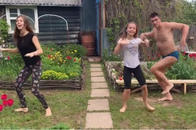 Dziewczyny chciały zostać gwiazdami Youtube ale ojciec całkowicie skradł im show!