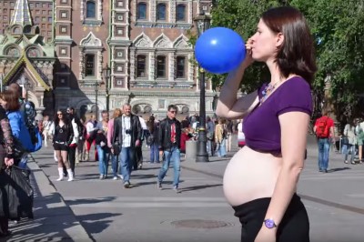Gdy dowiedzieli się, że będą mieć bliźniaki postanowili stworzyć TO wideo. Najsłodsza pamiątka! 
