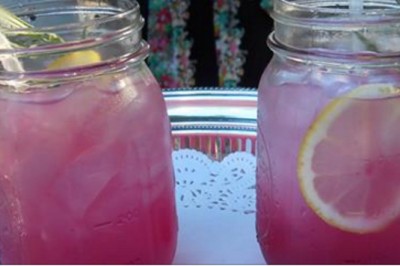 Genialny przepis na lawendową lemoniadę która pomoże  na ból głowy i ukoi nerwy! Jest pyszna! 