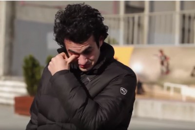 Głuchoniemy chłopak nagle mógł dogadać się ze wszystkimi! Jego reakcja to czysta radość! 