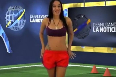 Jakie to prawdziwe! Tak by to wyglądało gdyby prezenterka rozbierała się w polskiej telewizji! 