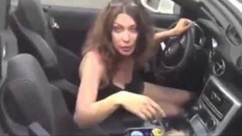 Kobieta z Mercedesa odmawia posprzątania po swoim psie. Po chwili karma do niej wraca bardzo mocno!
