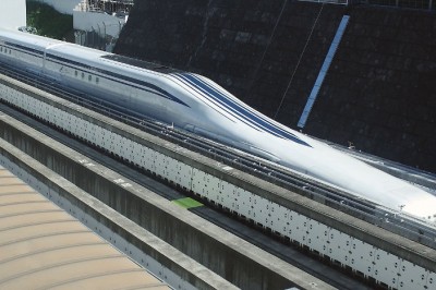  Maglev - japoński pociąg lecący z prędkością 603 km/h! Kosmiczna technika!