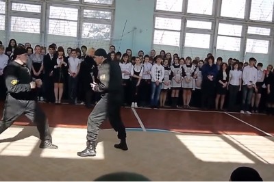 Mają rozmach skubańce! Tak wygląda rozpoczęcie roku szkolnego w Rosji!