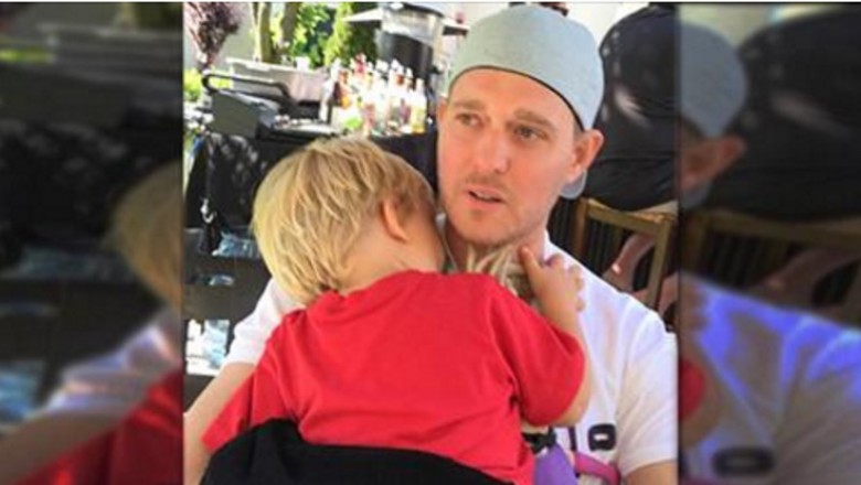 Miesiąc po szokującej diagnozie jego syna Michael Bublé podzielił się z fanami ważną informacją!