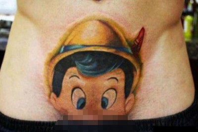 Mistrzowie żenady! Tak tragicznych tatuaży dawno nie widziałeś! 