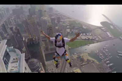 Mocne! Tak wyglądają skoki z wieżowca w Dubaju!