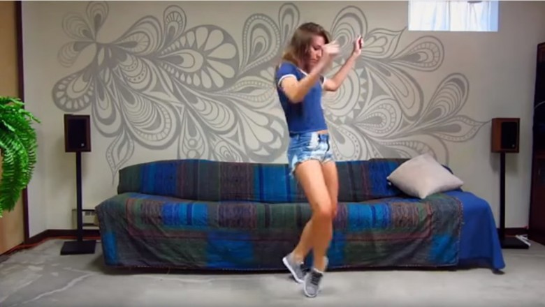 Muzyka opanowała jej ciało. Jej ruchy hipnotyzują, dziewczyna ma talent!