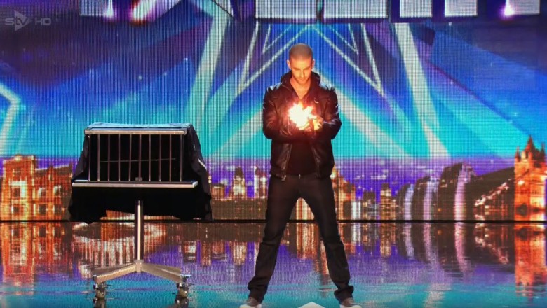 Niesamowity pokaz magika w brytyjskim Mam Talent! Szczęka na podłodze!