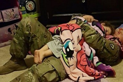 O 2 w nocy mama słyszy hałas w pokoju córki! Gdy wchodzi tam zastaje ojczyma z dzieckiem w tej pozycji! 