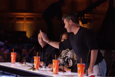 Pokonała raka, pokonała wstyd i podbiła serce Simona! Występ tej dziewczyny zapamiętasz na długo! 