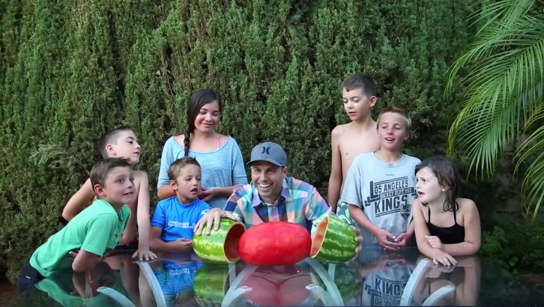 Przygotuje w ten sposób arbuza na imprezę. Gościom opadnie szczęka!