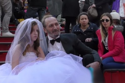 To jest chore, a jednocześnie prawdziwe! 65 letni facet biorący za żonę 12 letnią dziewczynkę! 