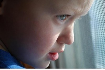 Chłopiec dał swój adres obcemu mężczyźnie. Ciężko uwierzyć , kto po kilku godzinach zapukał do jego drzwi!