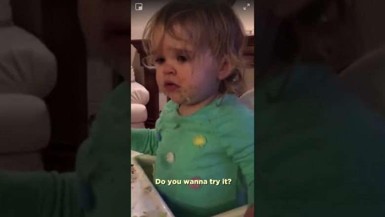 Mama daje do spróbowania córeczce bardzo ostry chrzan wasabi! Widać, że mała nie polubiła tego smaku!