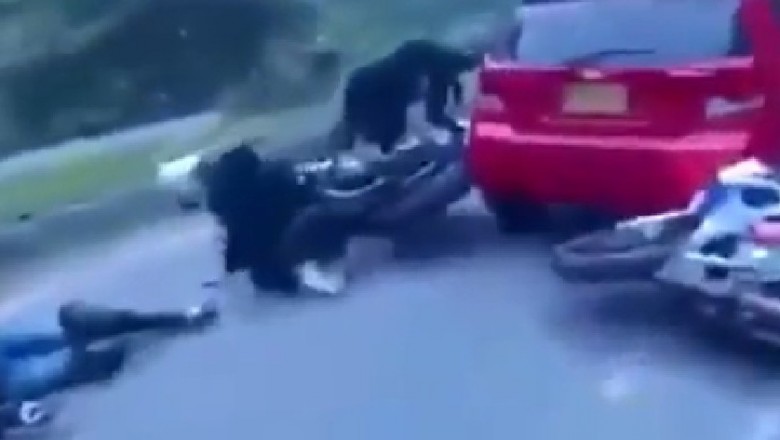 Nagranie z wypadku grupy motocyklistów na wyjeździe z tunelu! Ku przestrodze!