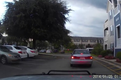 Zaczął uciekać przed strażakami! Myślał, że to pościg za nim!