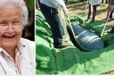 Skąpy mąż chciał, aby pochowano go z pieniędzmi. Wdowa zrobiła coś genialnego!