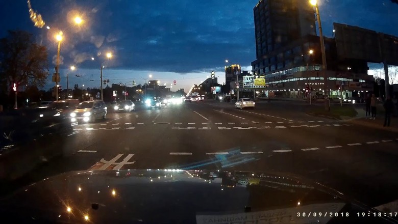 Pijanej kobiecie tak się spieszyło przejść, że spowodowała wypadek.