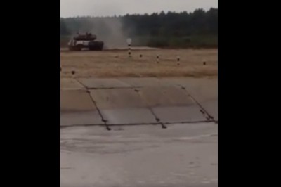 Dachowanie czołgiem po drifcie. Czyli udane manewry na poligonie